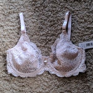 Size 36 D lace bra